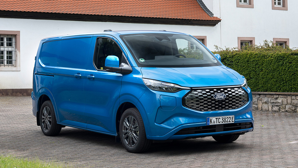 Ford E-Transit Custom Gallery 1